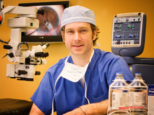 ©2010 John Mutrux. Dr. Chris Ketcherside, Kansas City Eye Clinic